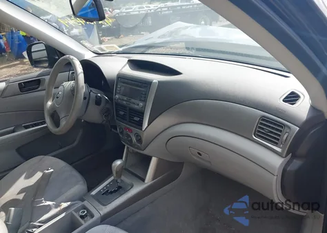 2010 Subaru Forester 2.5X из США, поврежденный, VIN JF2SH6BC3AH785534